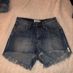 One by Oneteaspoon high low shorts